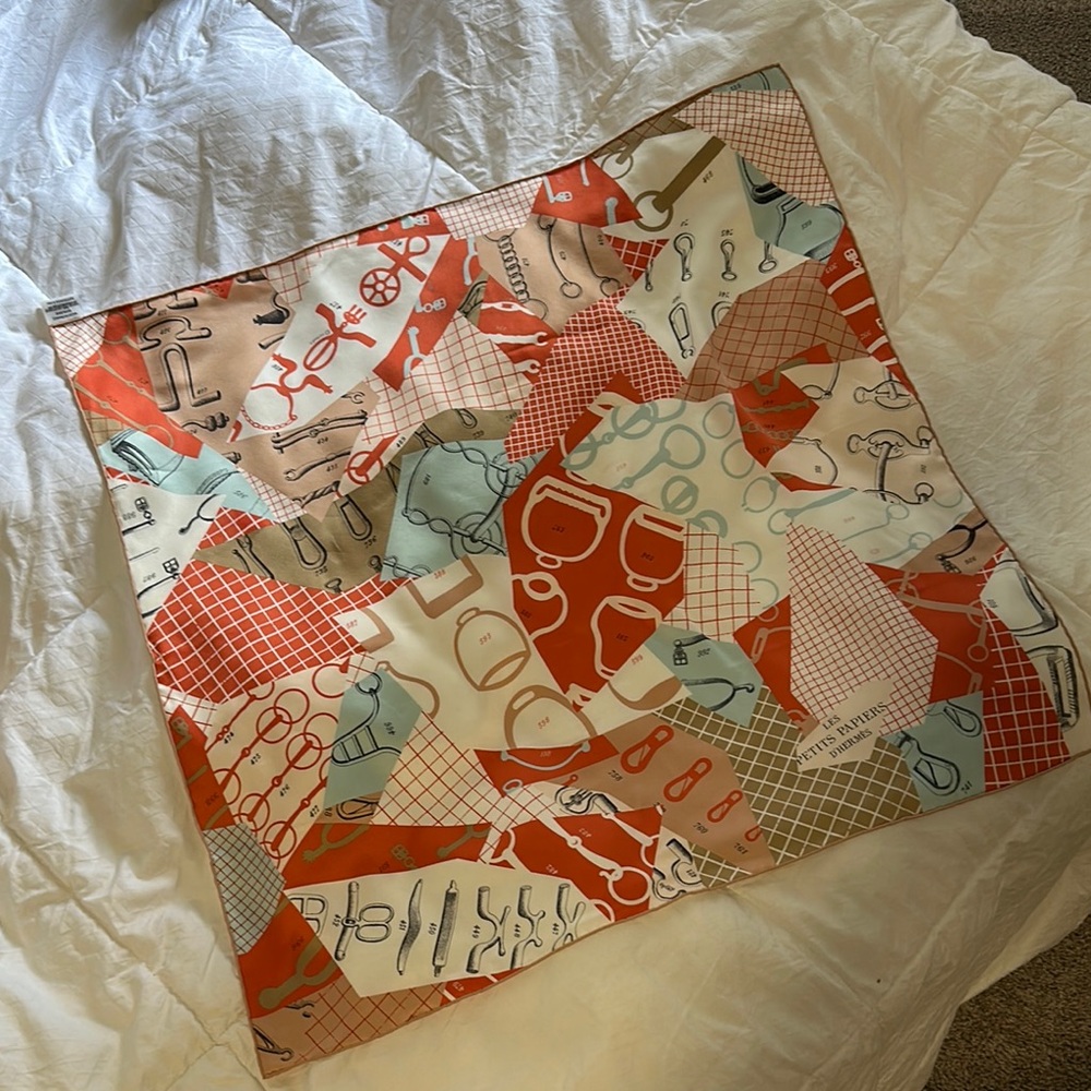 Authentic 25x25 Hermes scarf (box included)